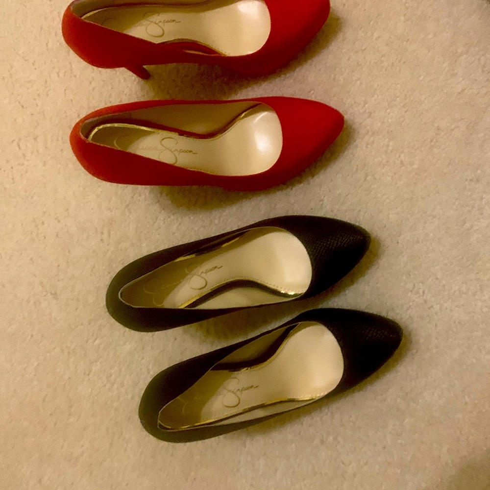 Jessica Simpson -Parisah Pumps